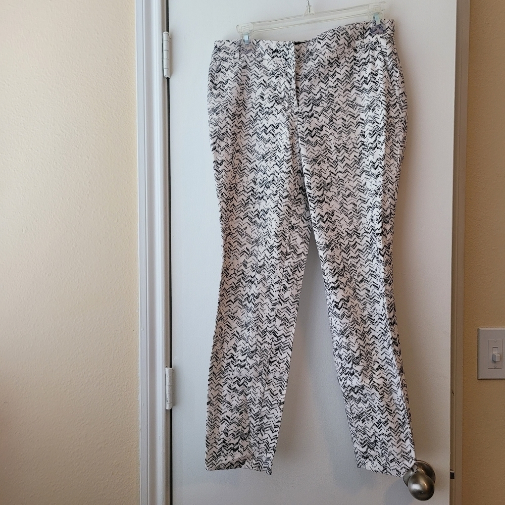 Cynthia Rowley | White Black Print   Stretch Pants | Size 4